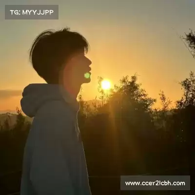 滑鹤迅